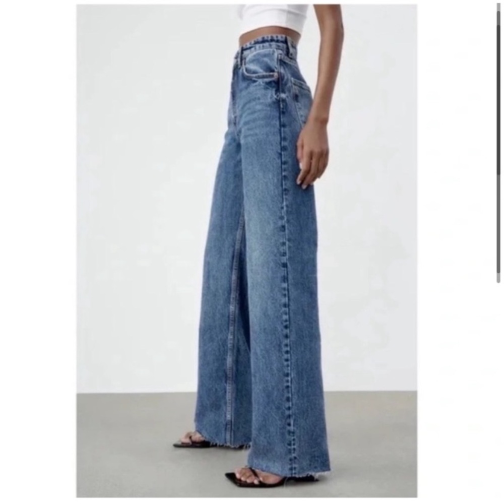Zara | Straight Wide Leg Raw Hem Dark Blue Denim Jeans
